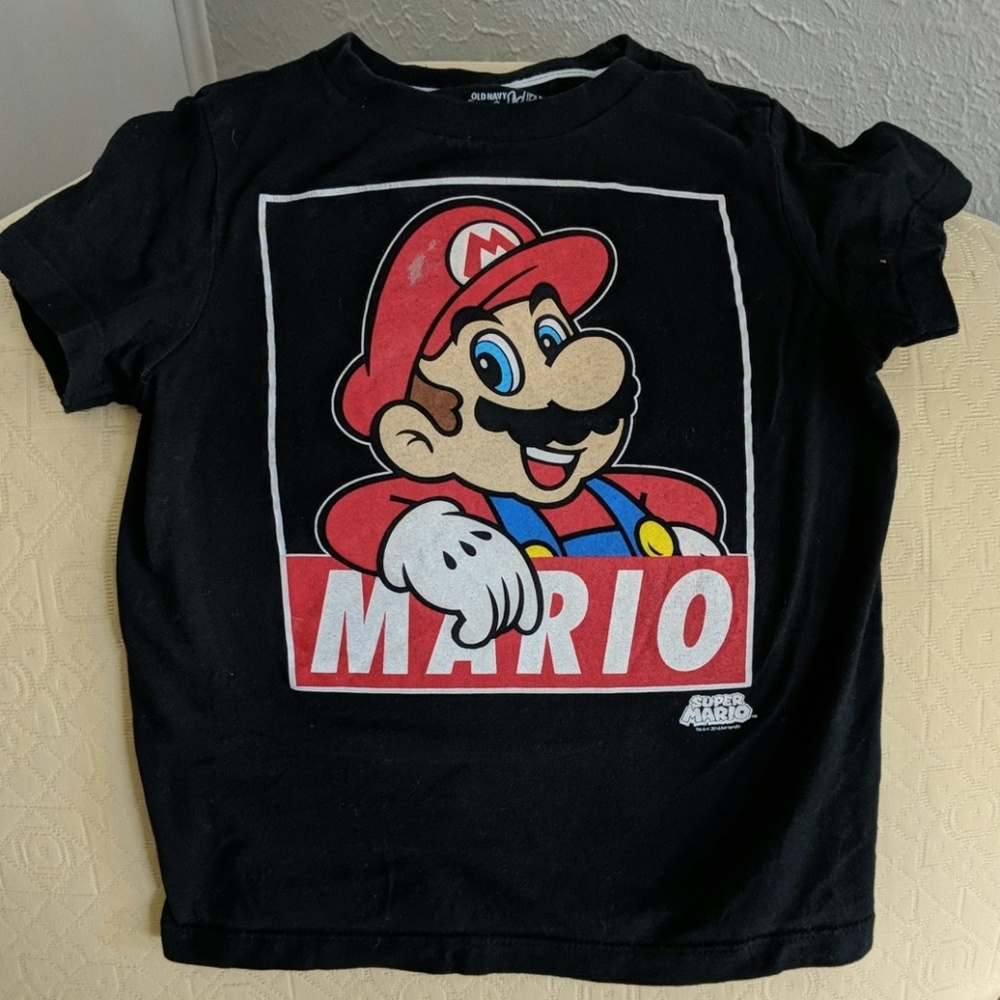 Super Mario tee